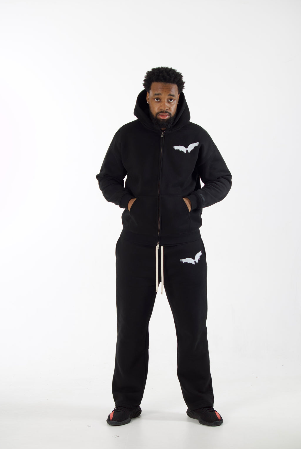 HMT BLACK ZIP HOODIE