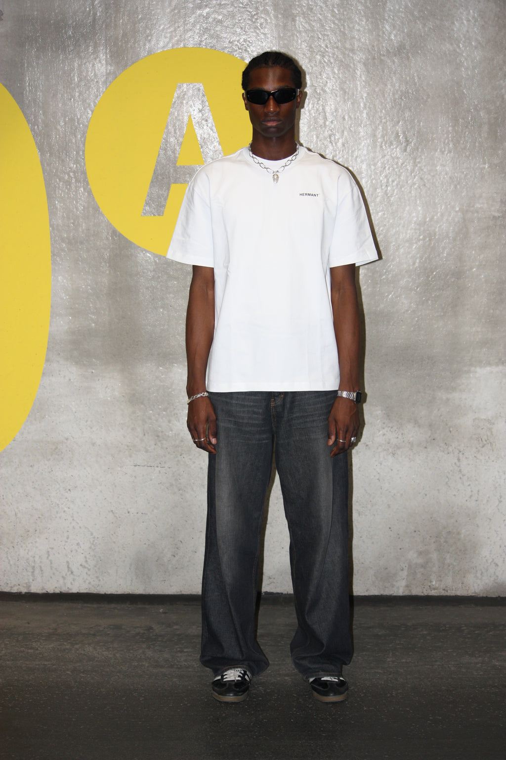 HMT WHITE T-SHIRT™