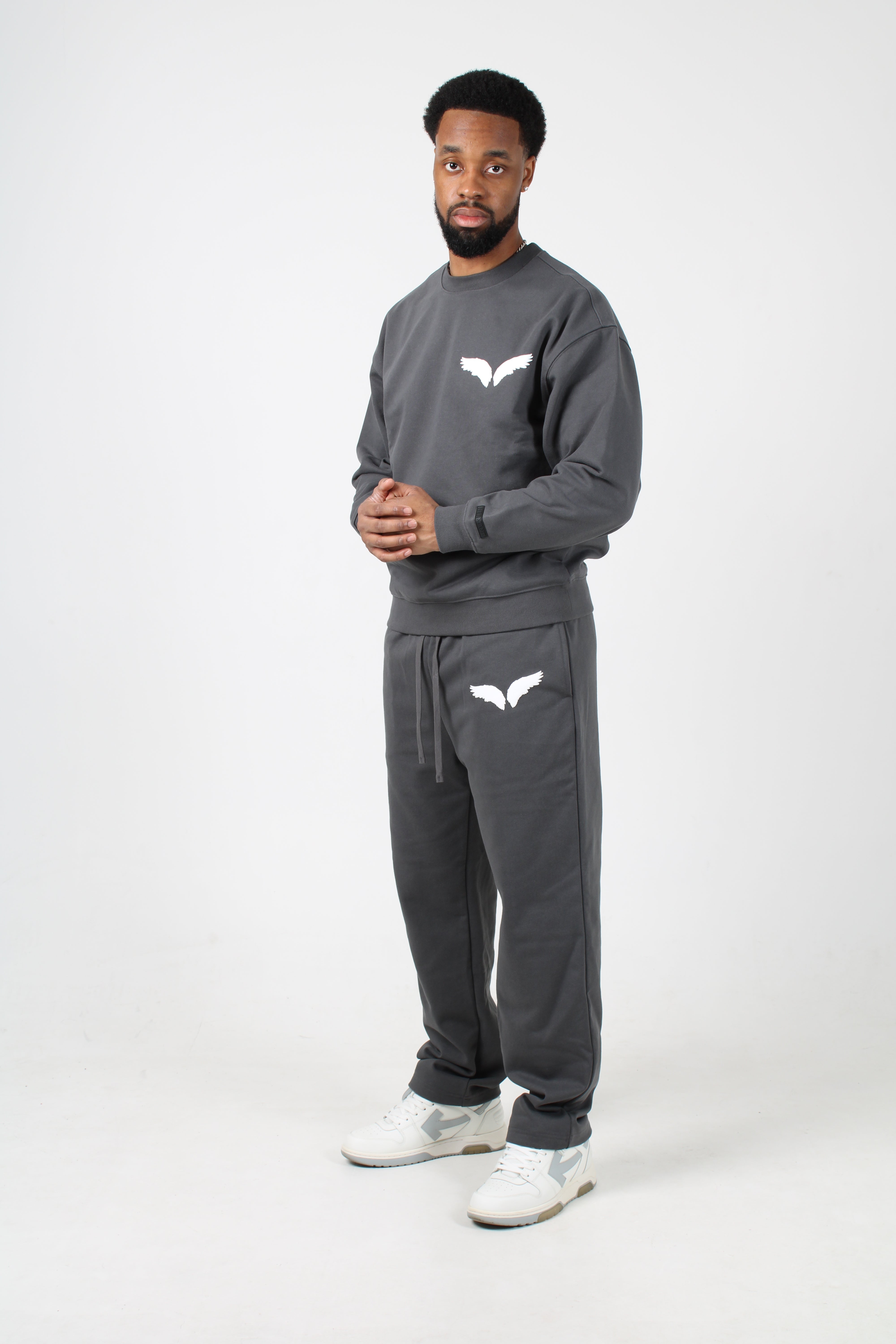 Vault Sweater Deep Grey – HERMANT